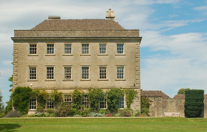 langley park magnificent cotswold georgian mansion featured