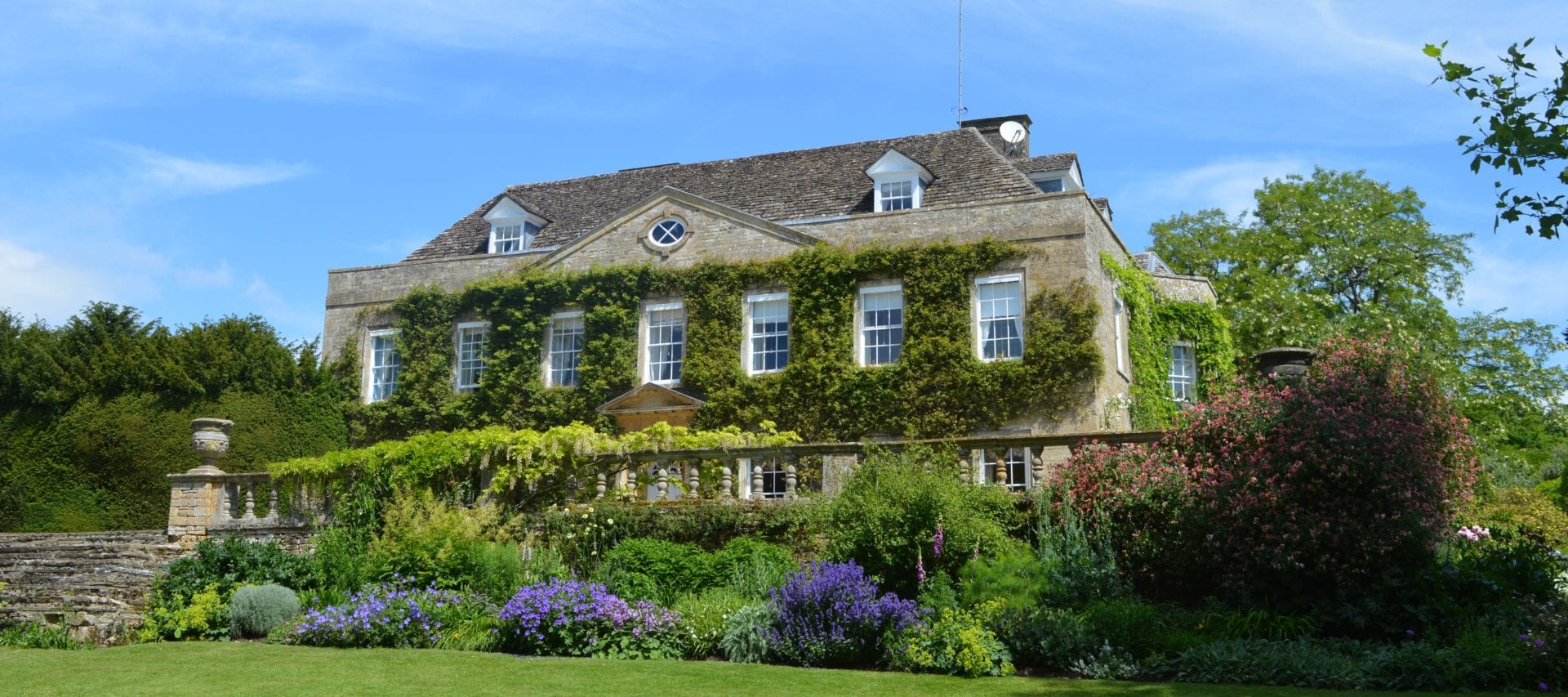 Cornwell Manor Estate Luxury Cotswold Rentals