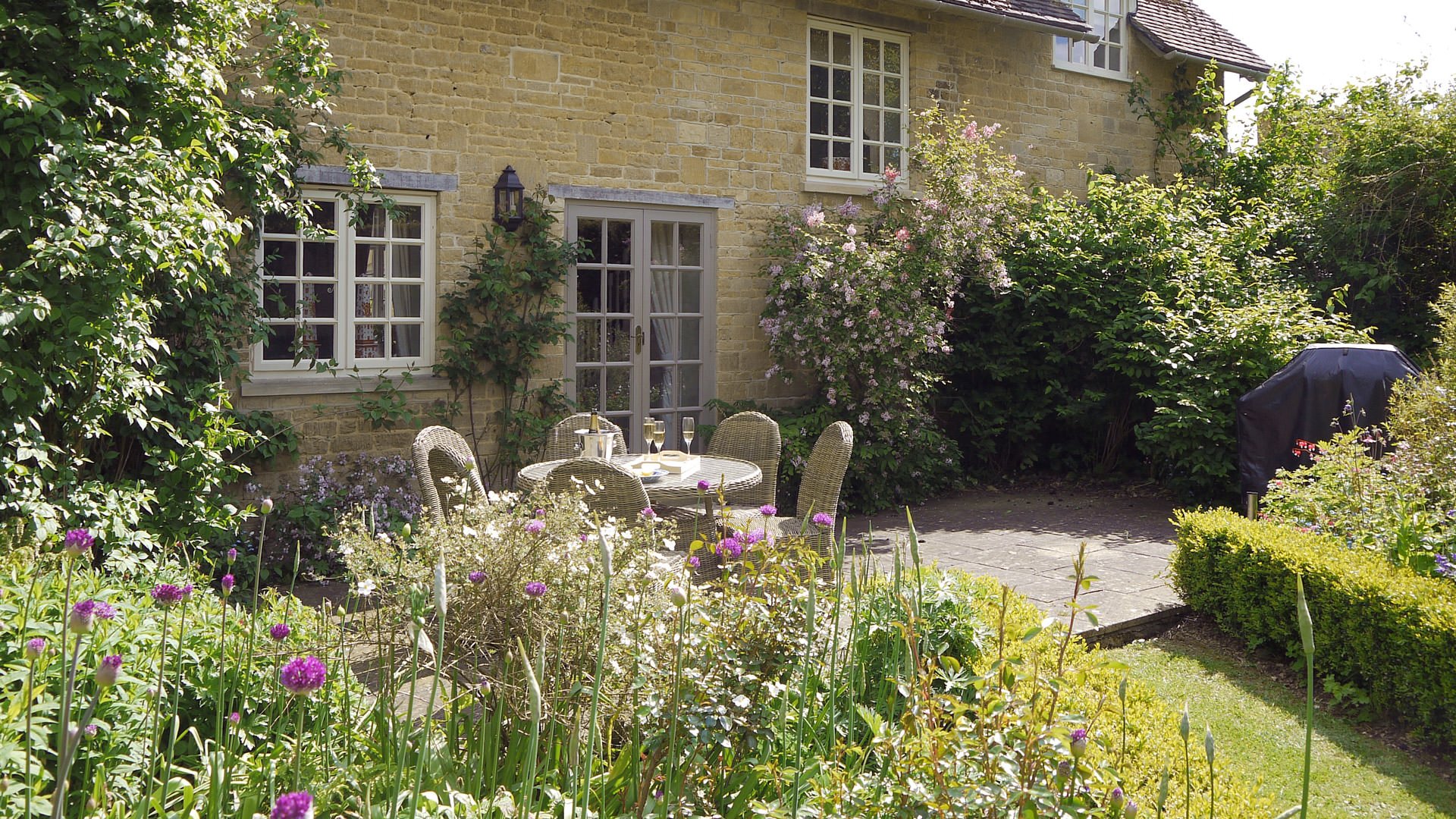 Aintree Cottage Bruern Luxury Cotswold Rentals