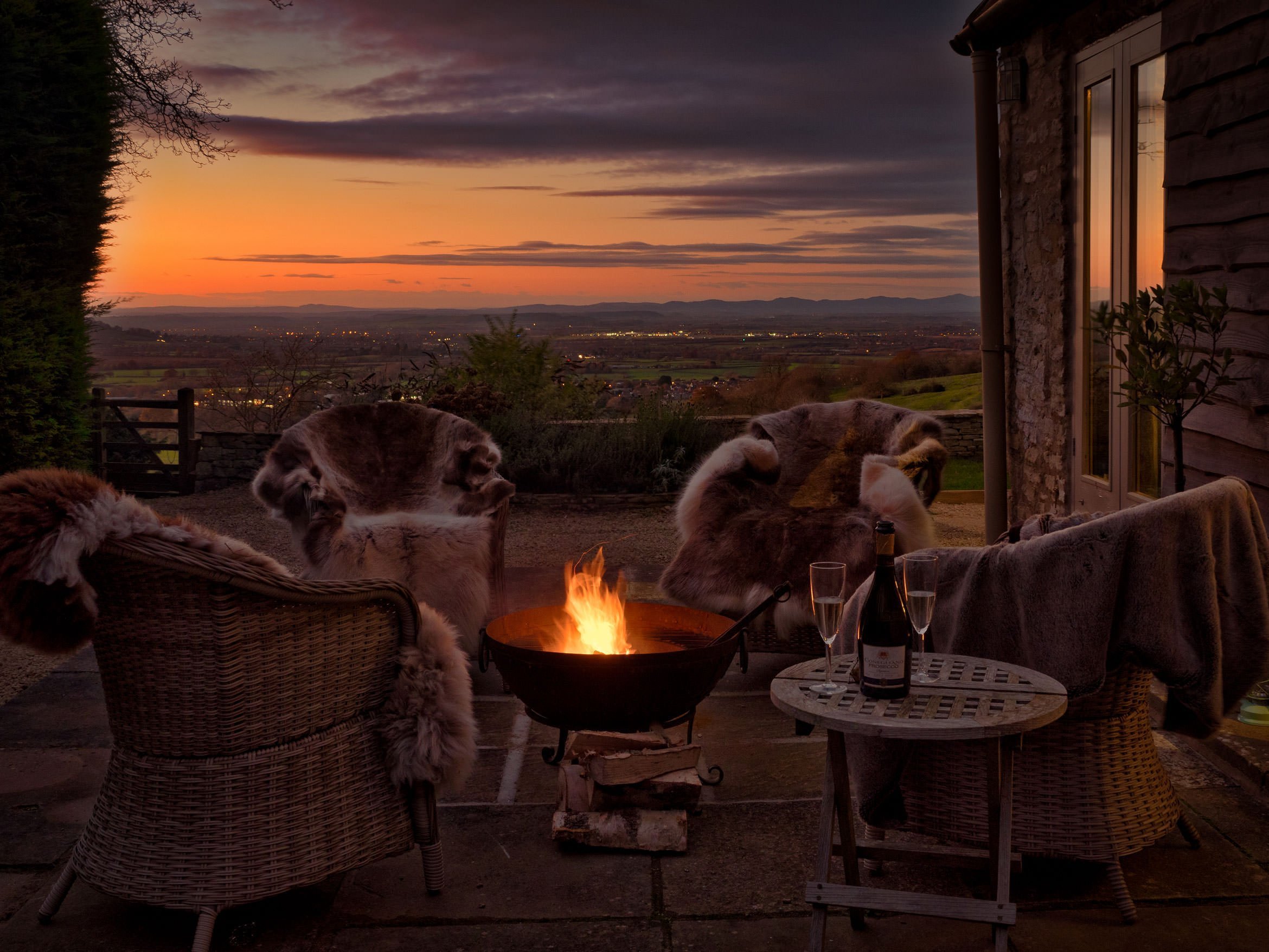 Dryhill & Little Lodge Luxury Cotswold Rentals
