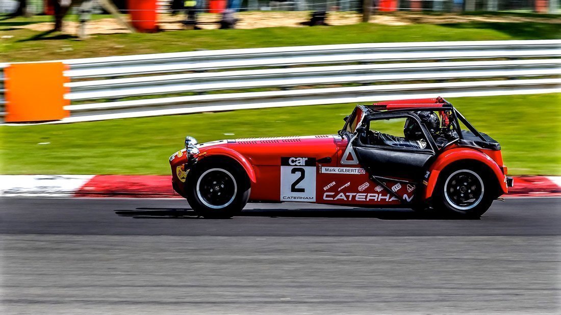 BRSCC Caterham Race Weekend Luxury Cotswold Rentals