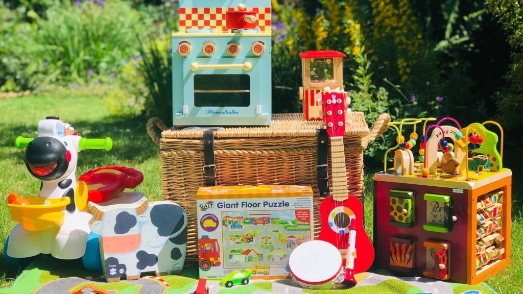 TOY BOX CLUB Luxury Cotswold Rentals