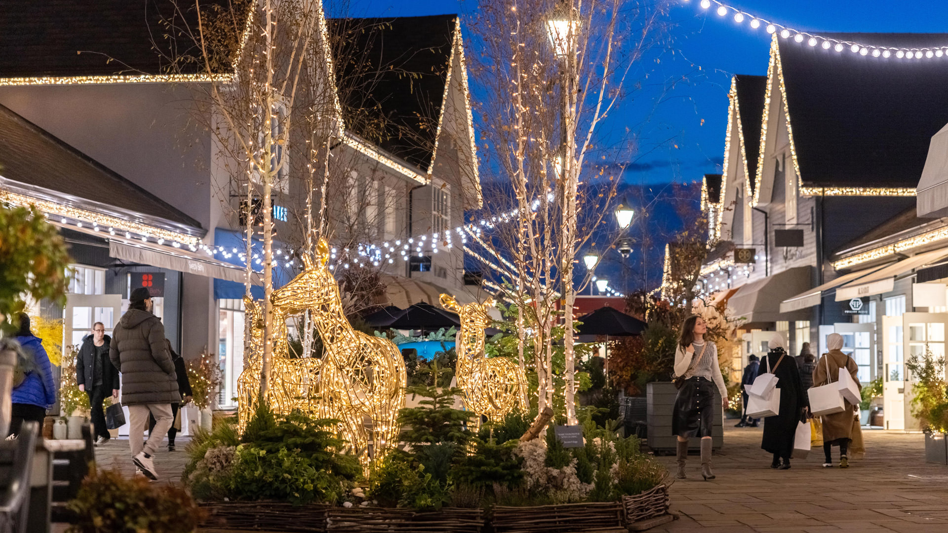Bicester Village Christmas 2024 Olympics Jess Romola