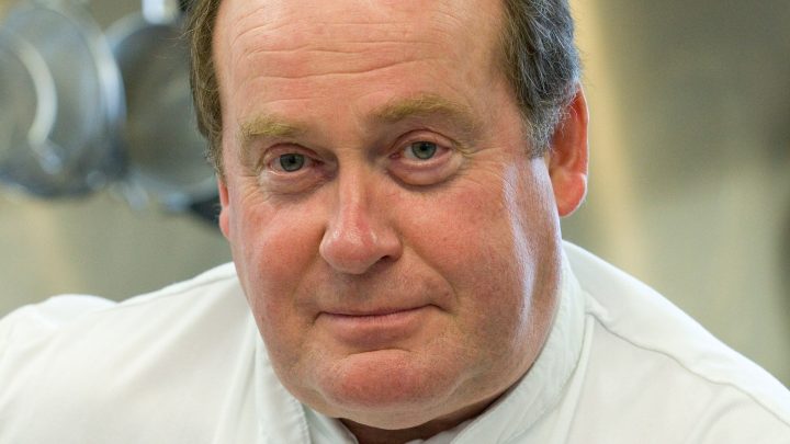Paul-Barnard-Tailor-Made-Top-Nosh
