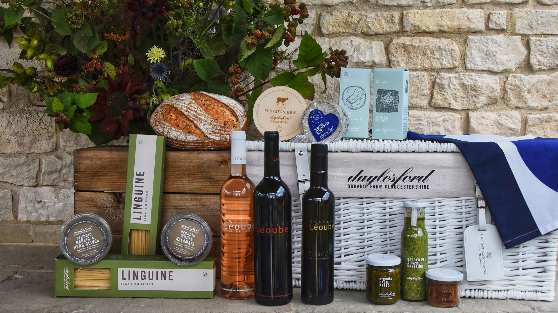 Bespoke LCR Daylesford Organic Hampers Luxury Cotswold Rentals