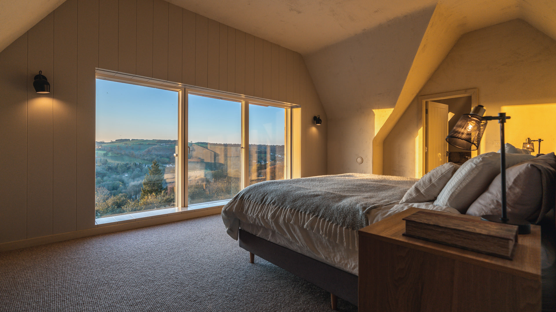 Hill House Amberley Luxury Cotswold Rentals